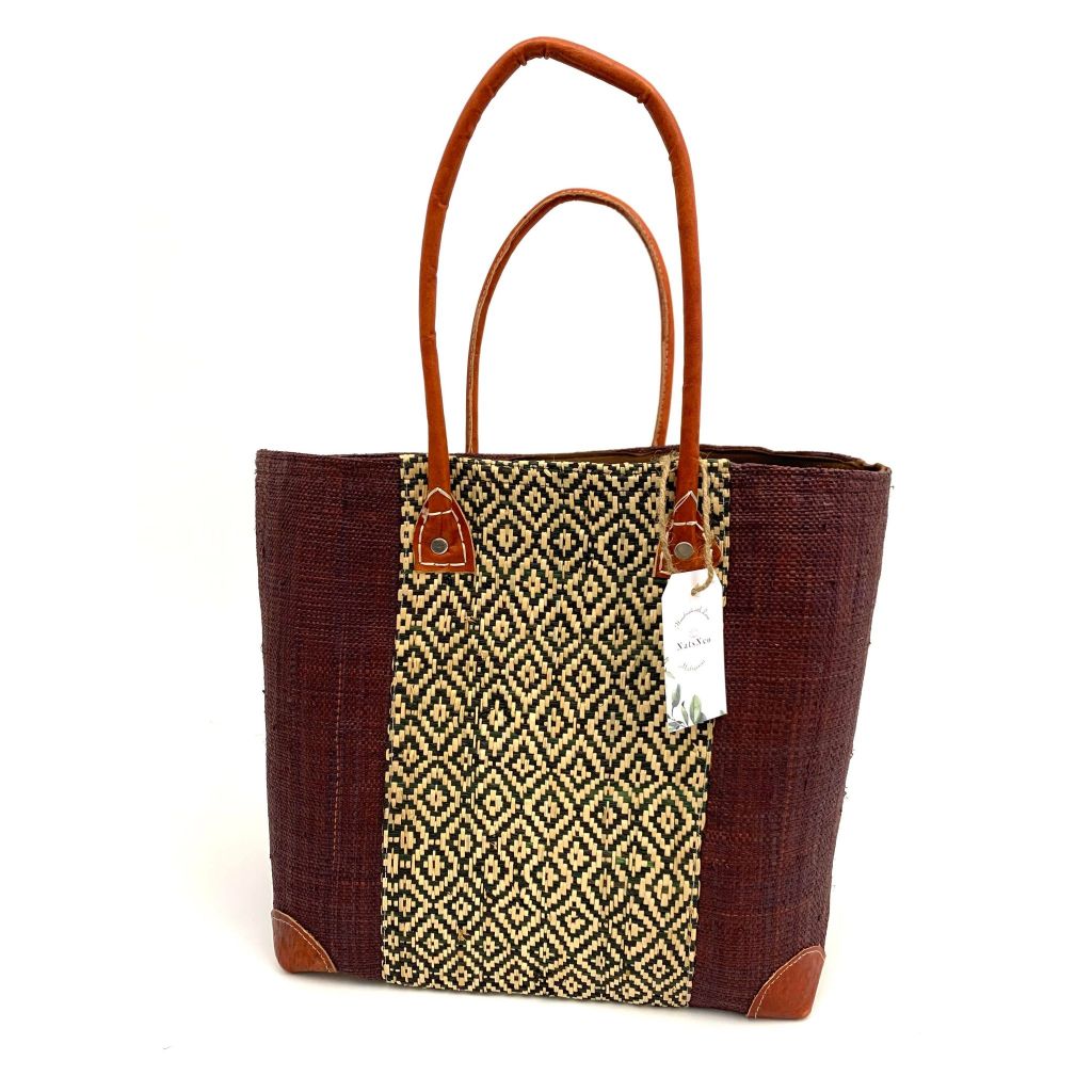 Handmade brown raffia women's classy handbag with boho design,pockets & leather handle. Made in  Madagascar with love