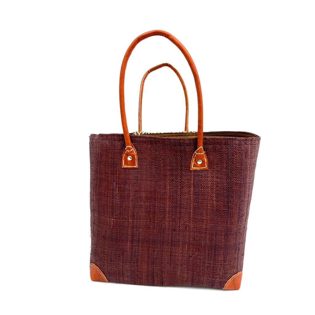 Handmade brown raffia women's classy handbag with boho design,pockets & leather handle. Made in  Madagascar with love